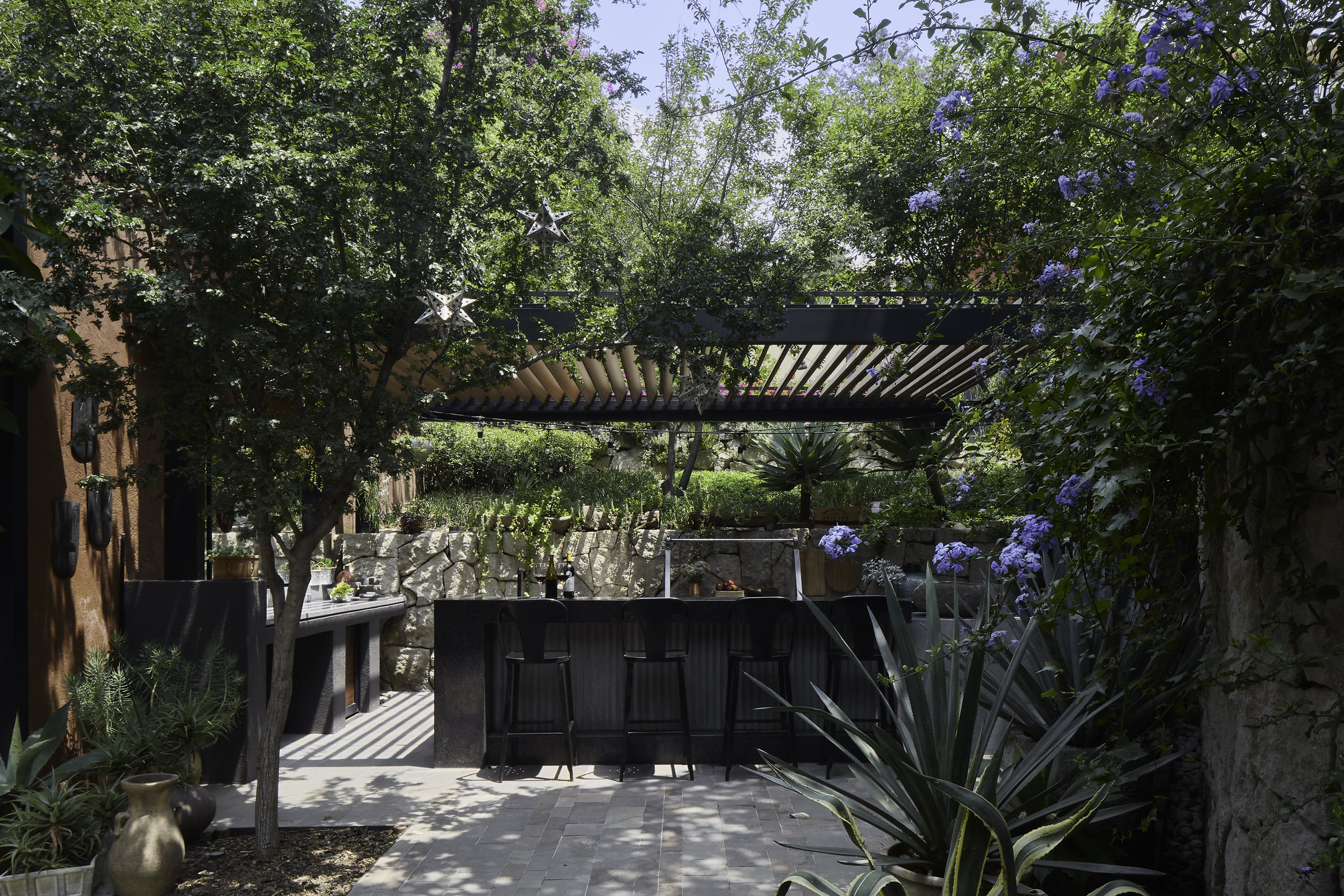 A Garden That Holds a Home – Casa Tepozanes by Taller de Arquitectura Mexicana
