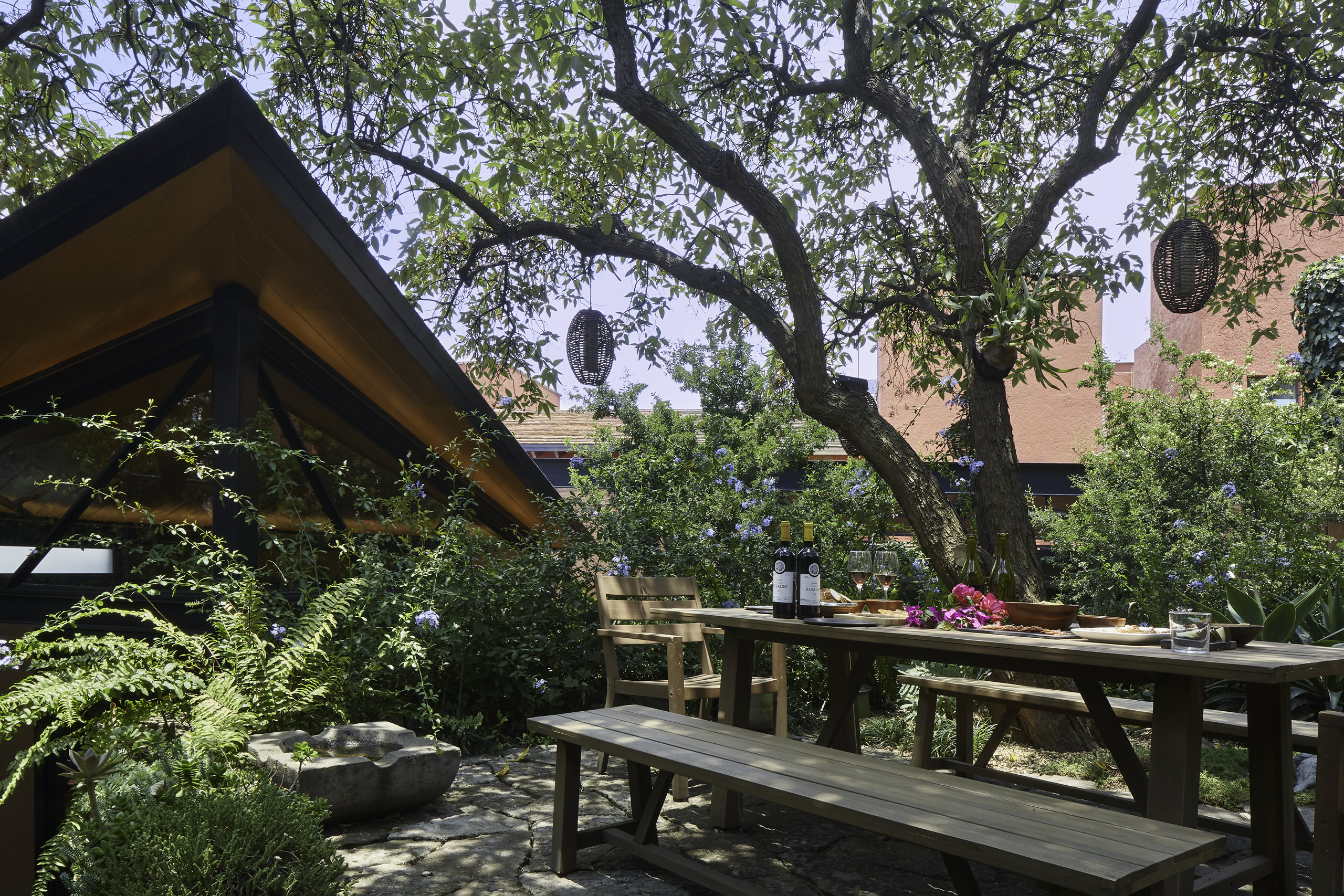 A Garden That Holds a Home – Casa Tepozanes by Taller de Arquitectura Mexicana