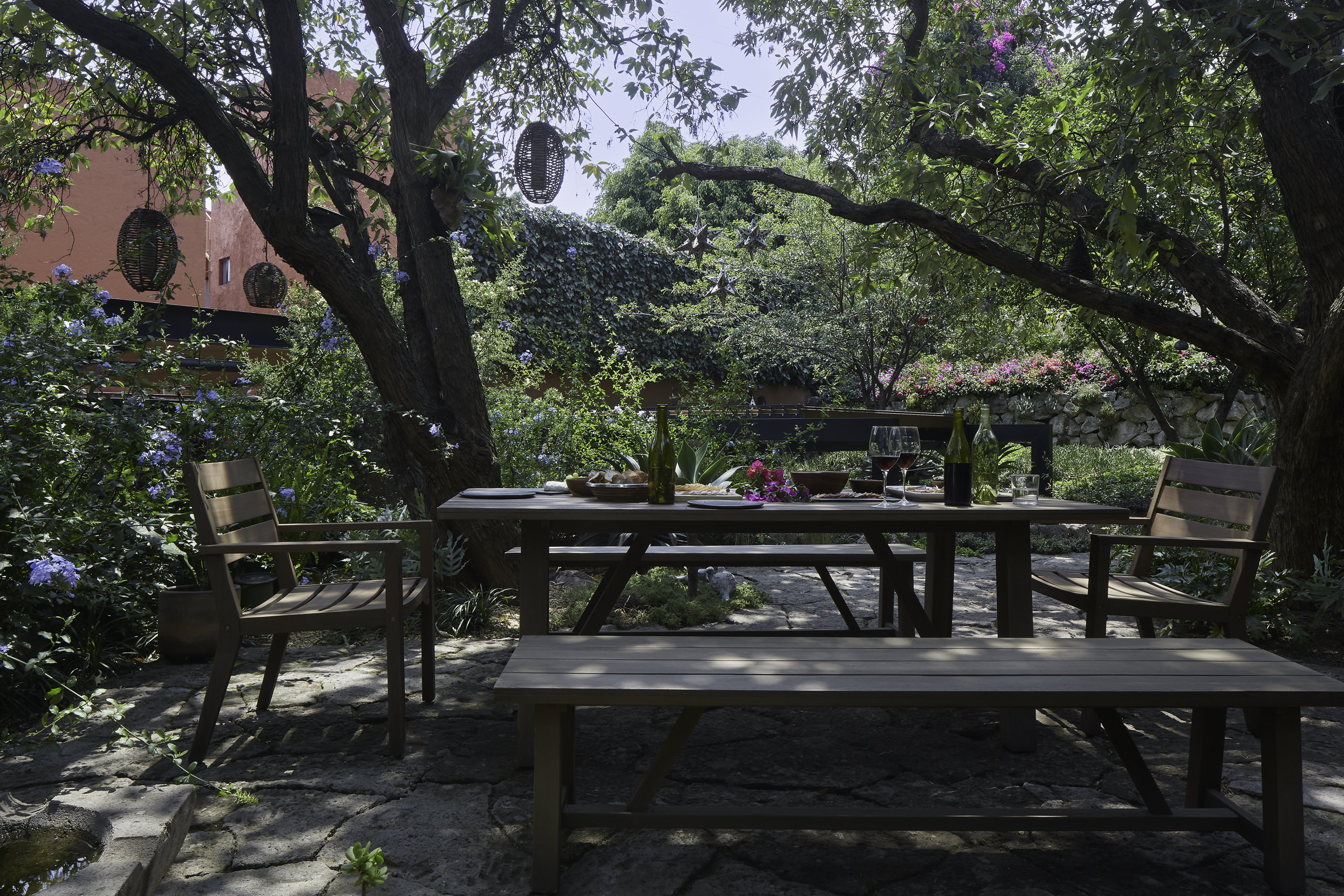 A Garden That Holds a Home – Casa Tepozanes by Taller de Arquitectura Mexicana