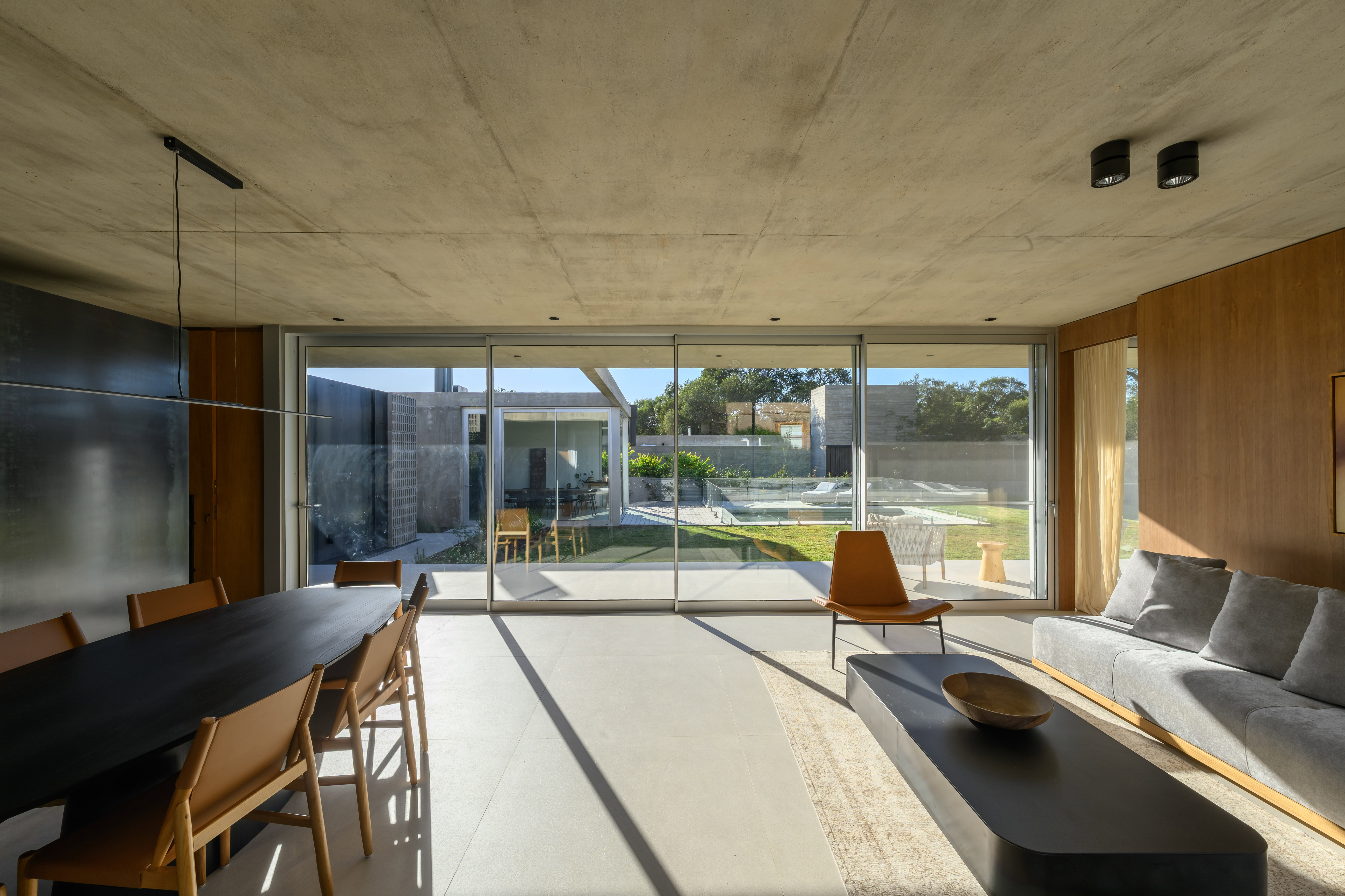 Contemporary Introspection - Casa Gavion by AR Arquitectos