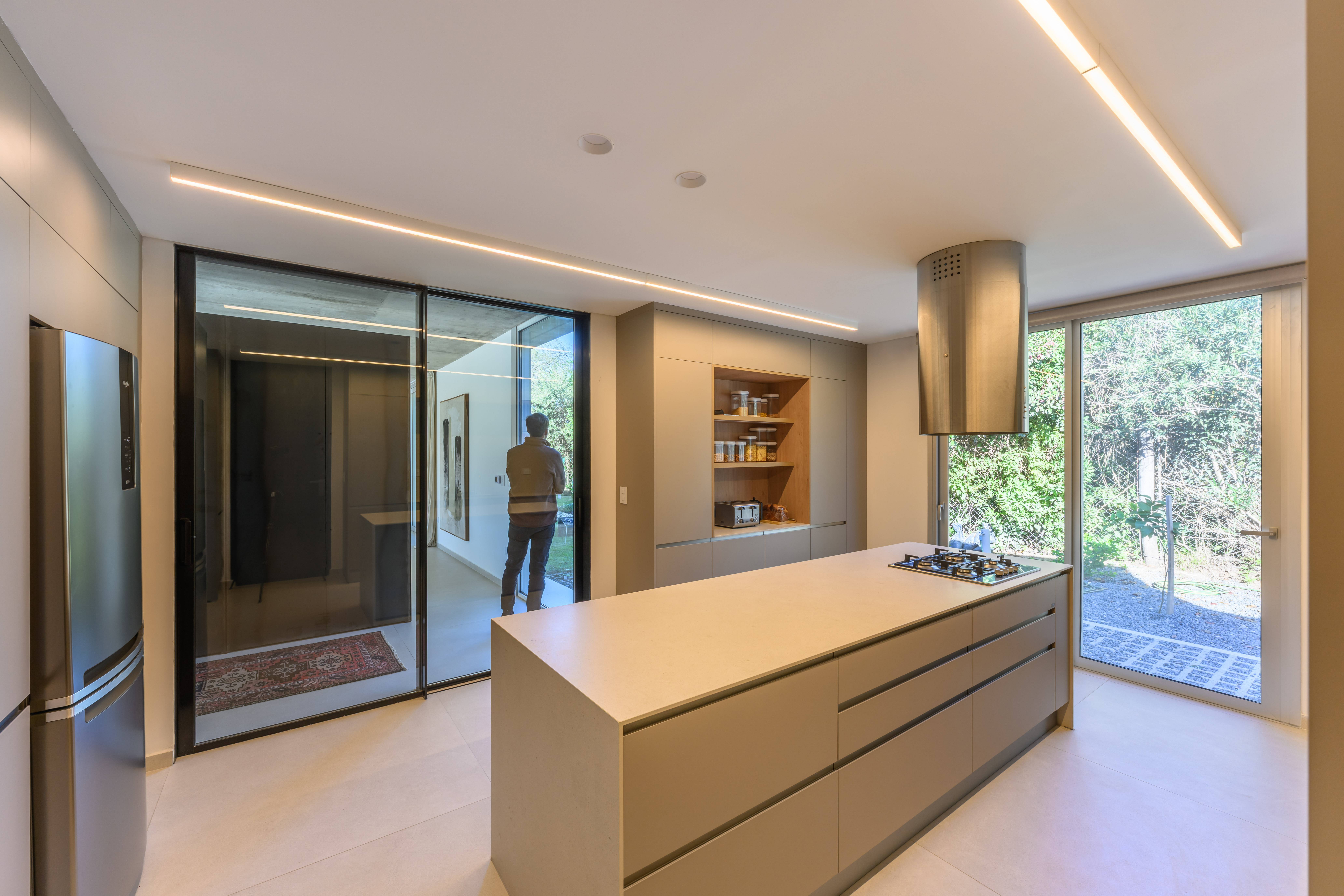 Contemporary Introspection - Casa Gavion by AR Arquitectos