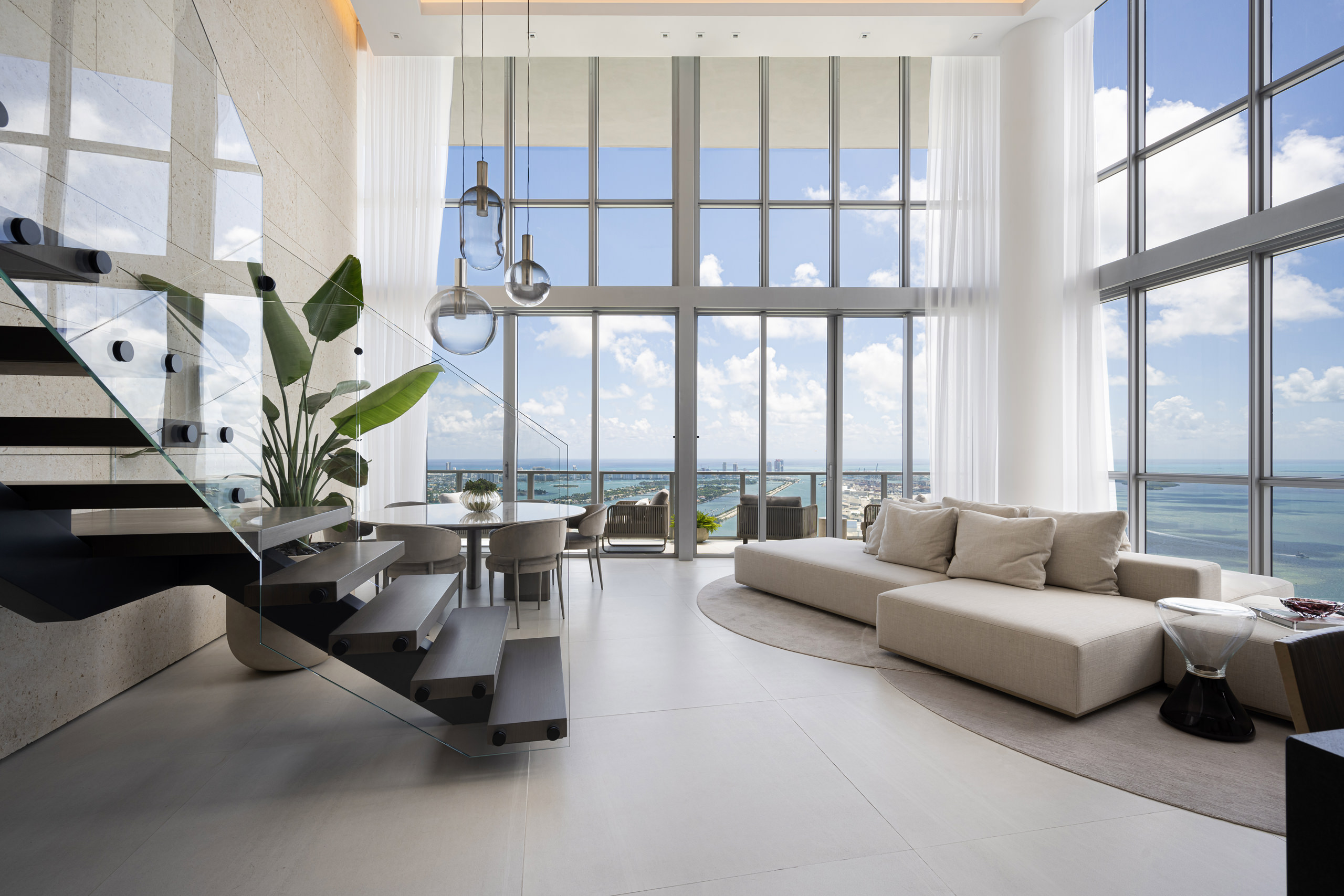 A Vision of Elegance – Penthouse Nero by Select Interior Design