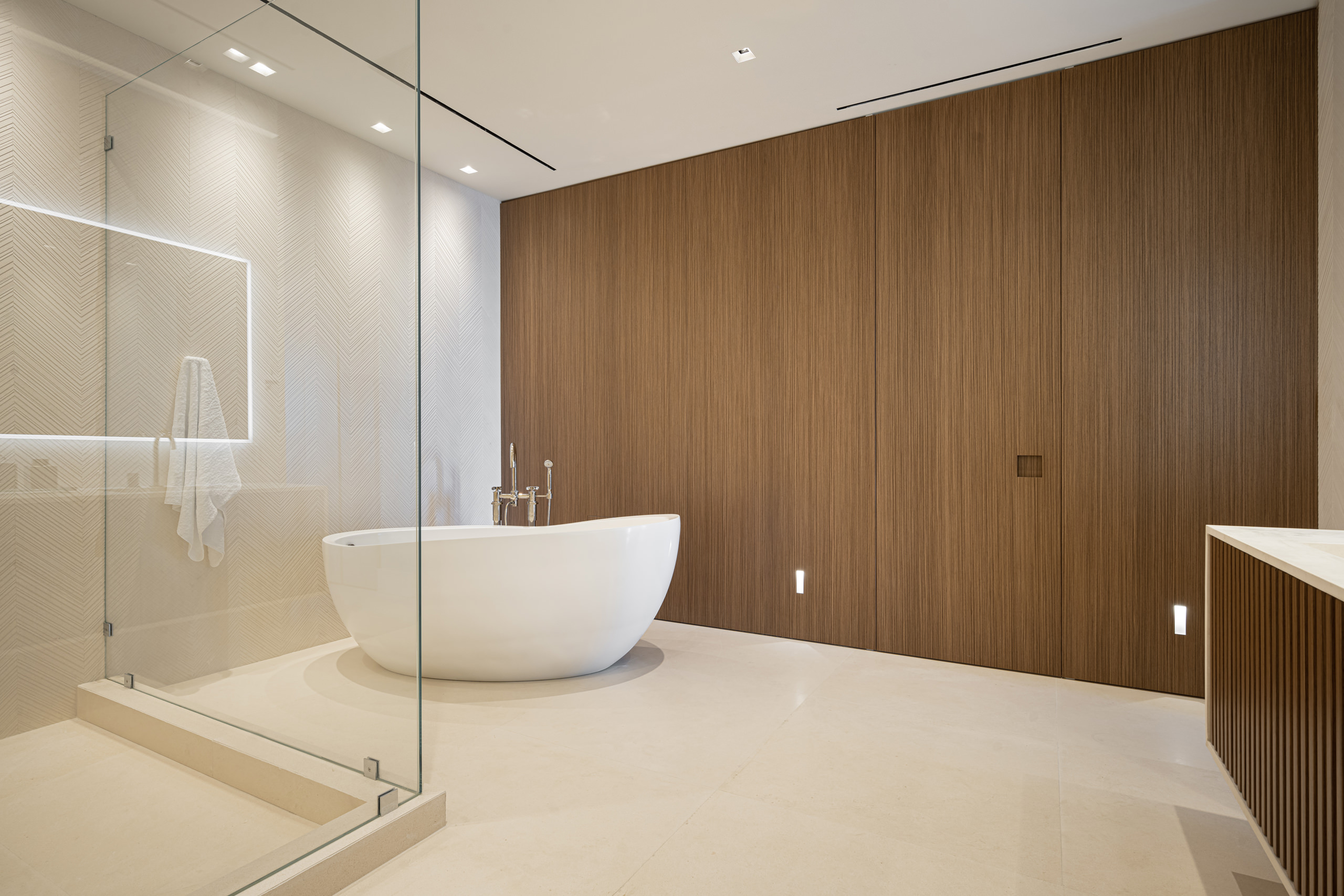 A Refined Sanctuary – Apogee by Richard Wagner Studio