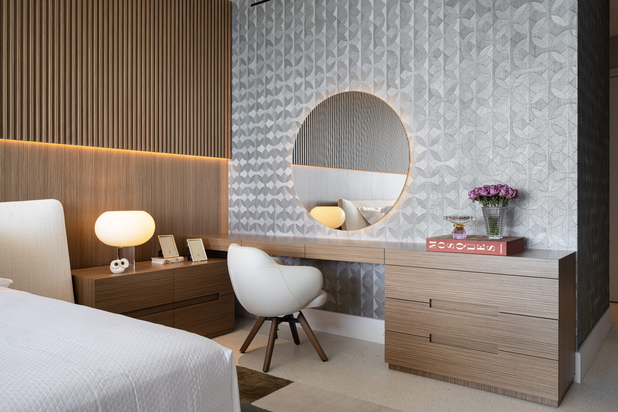A Refined Sanctuary – Apogee by Richard Wagner Studio