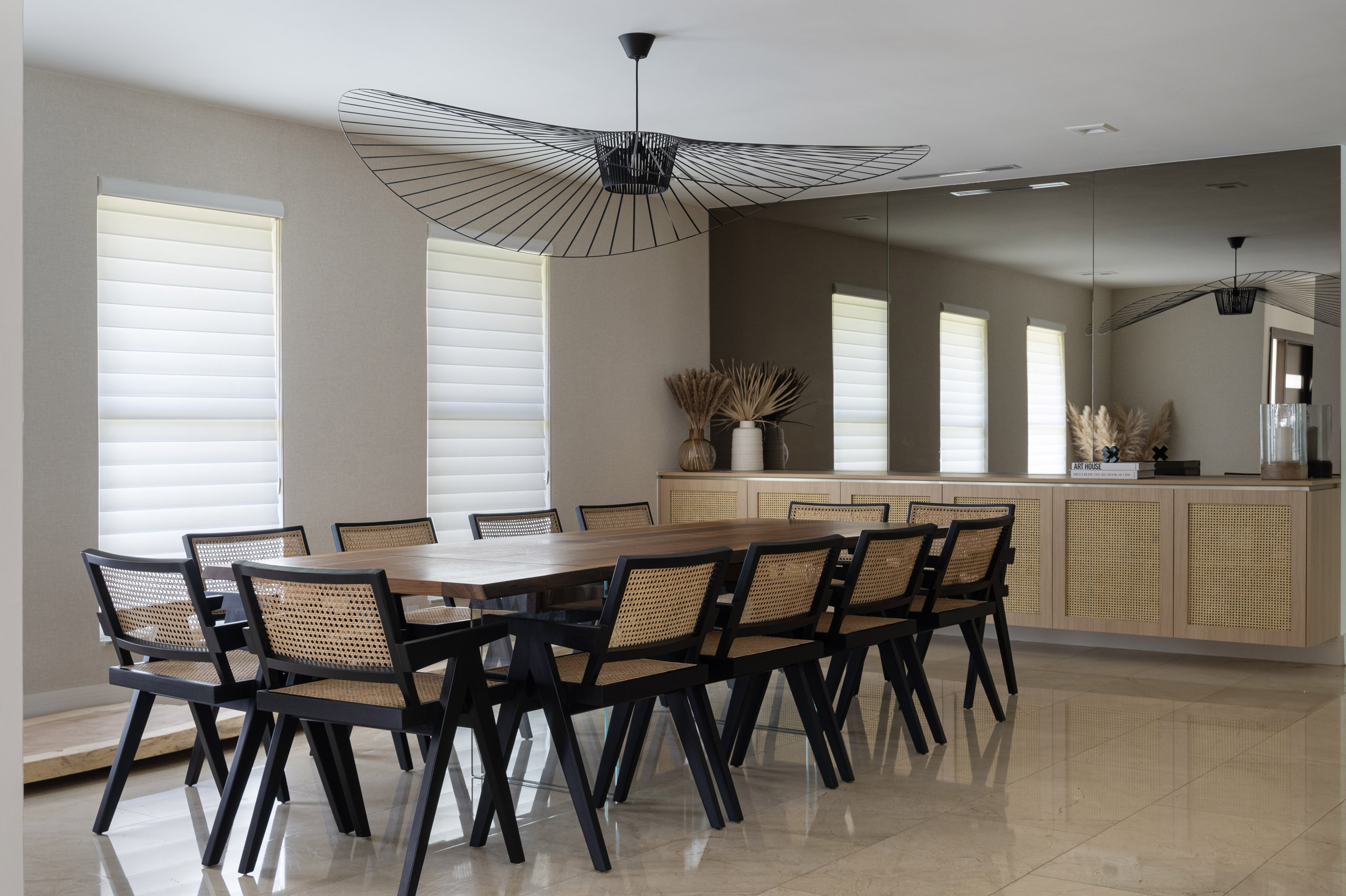 Natural Balance – Korn Residence by Bea Interiors