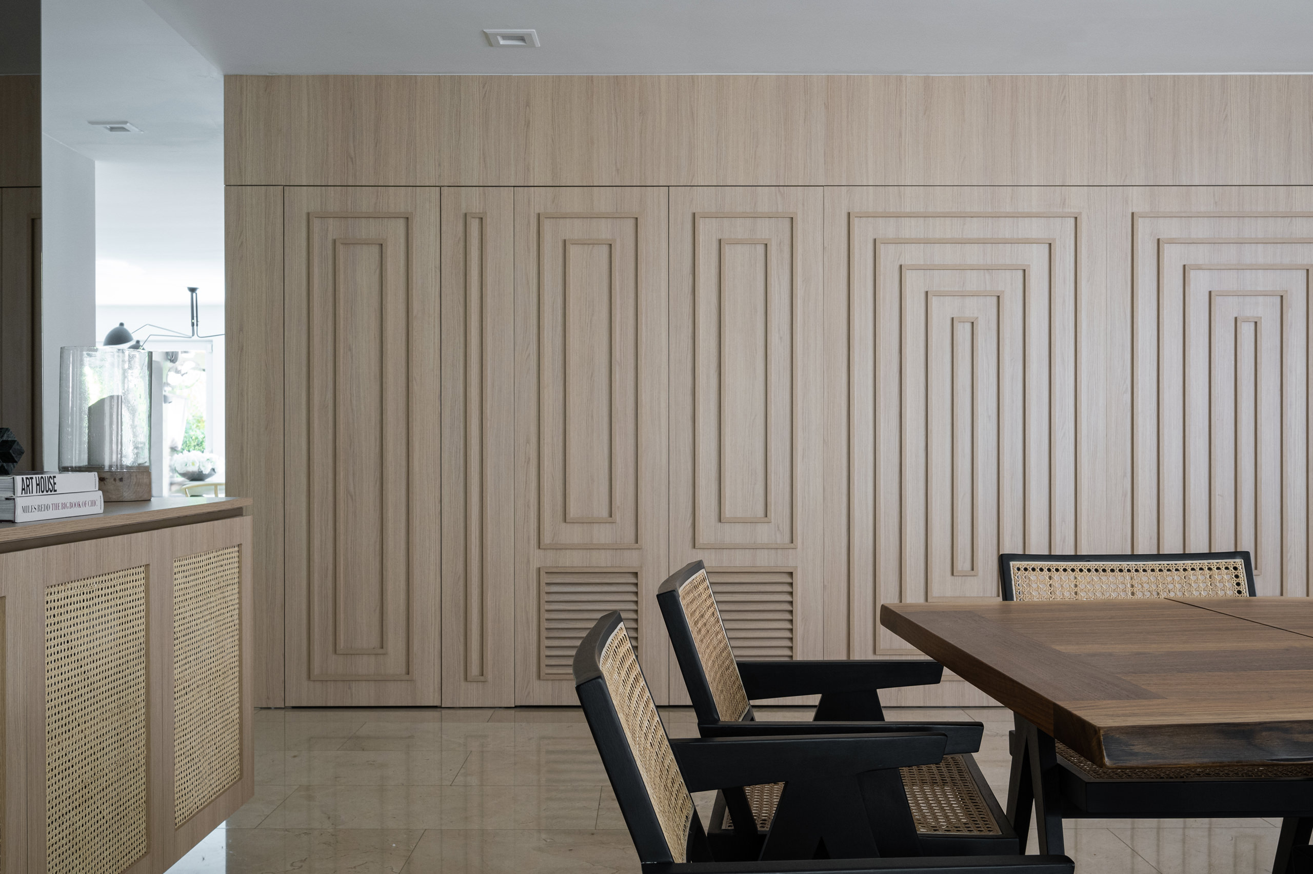 Natural Balance – Korn Residence by Bea Interiors