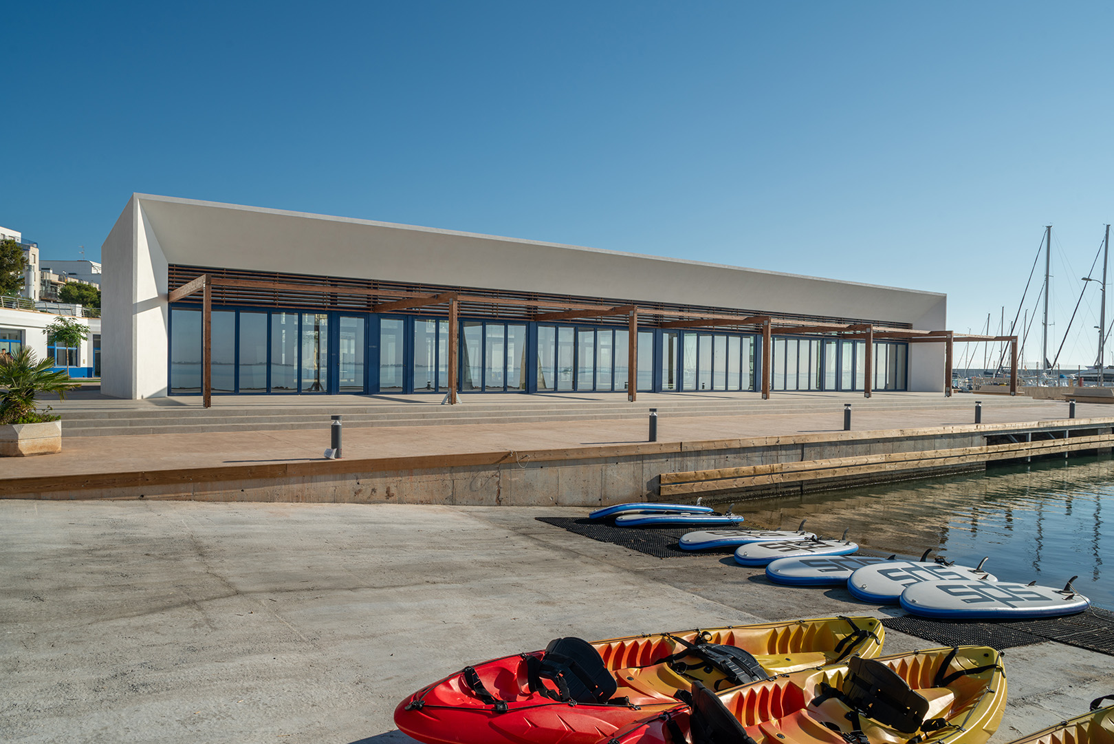 Functionality and Aesthetics - Port de l'Ampolla by SOQ Arquitectura + Escura Arquitectos