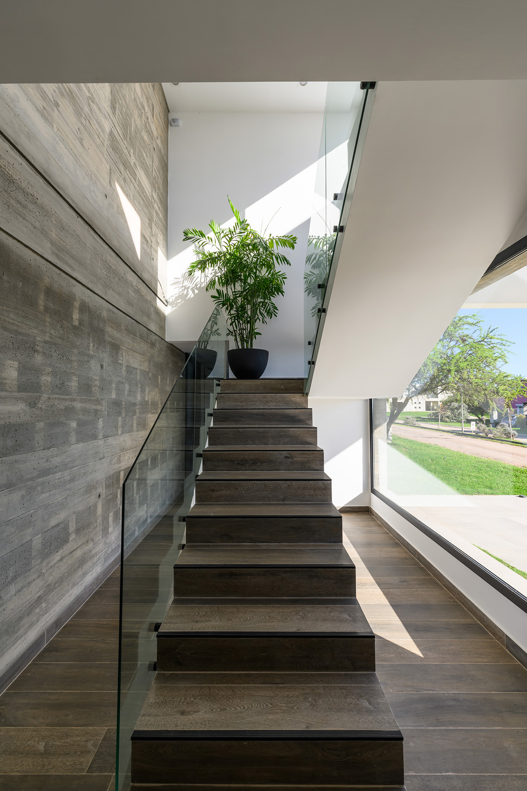 Cityscape – Casa CM by MZ Architects