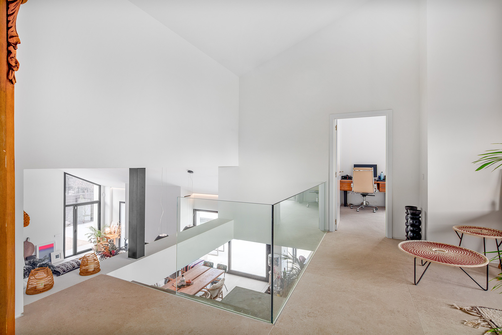 Aesthetic Renovation – Casa Vortex by FH2L Arquitectos