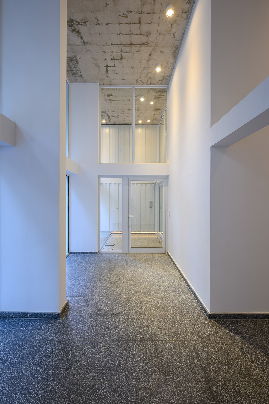 Design and Functionality – Justiniano Building by S_ Estudio