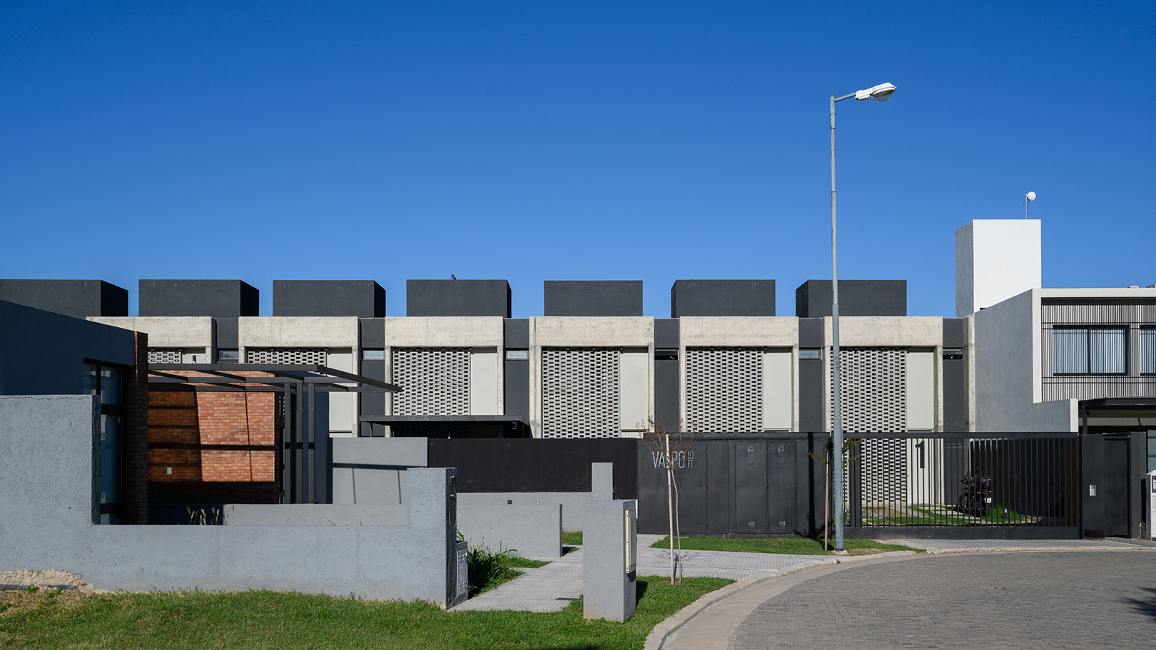 Legacy Living – Valpo 2 by Estudio Montevideo