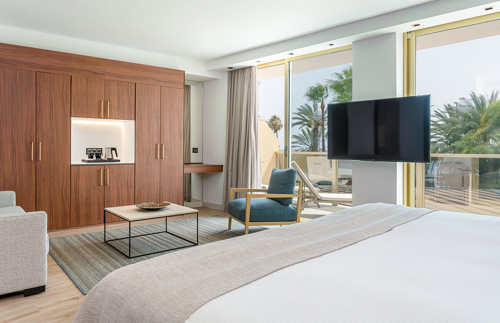 A Luxury Experience – Hotel Sir Anthony by MOEM Studio