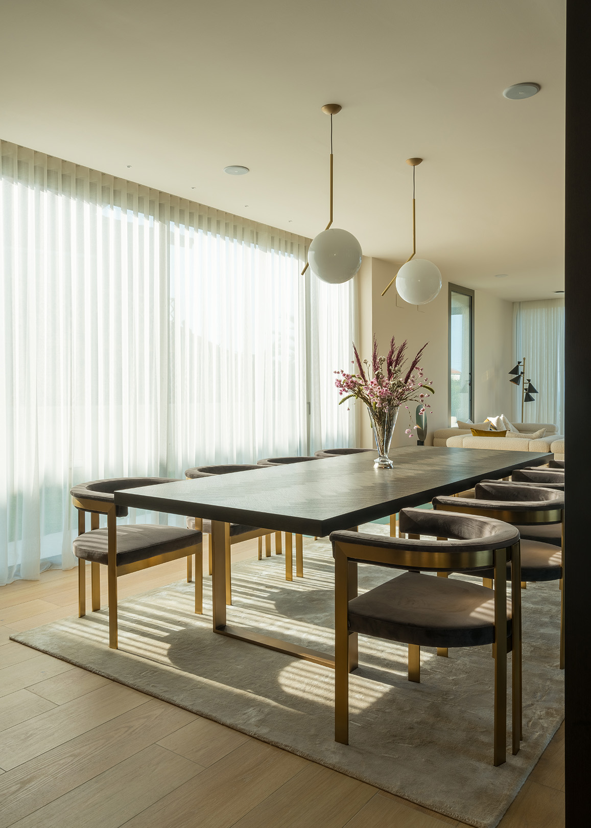 A Triumph of Modern Minimalism – La Providencia Residence by Verónica Durán Arquitecto 