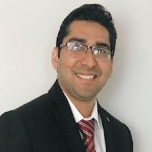 Dr. Kapil Mangla DDS