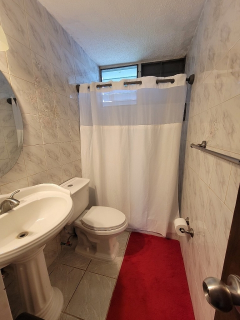 Casa Espaciosa, Lista Para Habitar En Dorado — imagen 9