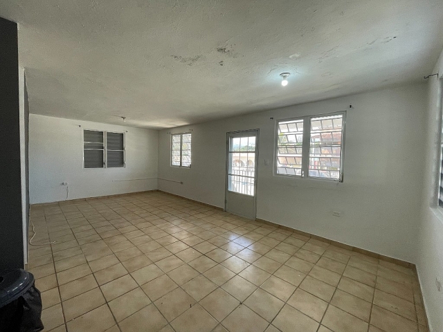 Residencia Bo. Guaraguao, Guaynabo — imagen 4