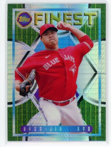 2022 Topps Finest Flashbacks Baseball Prism Refractor Hyun-Jin Ryu #152