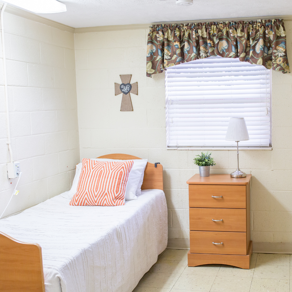 Laurelwood Health Care Center workplace 4