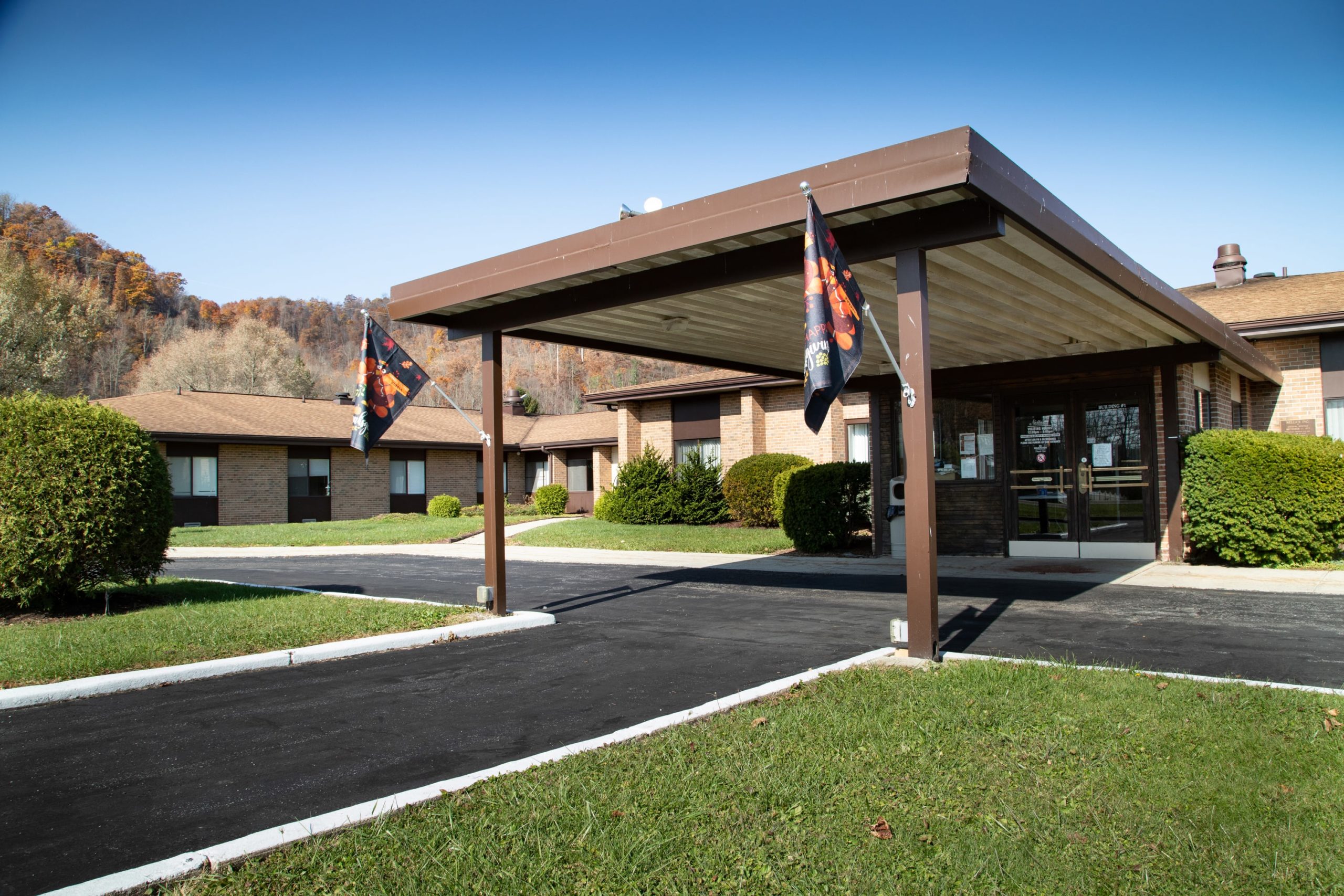 Nella's at Autumn Lake Healthcare workplace 2