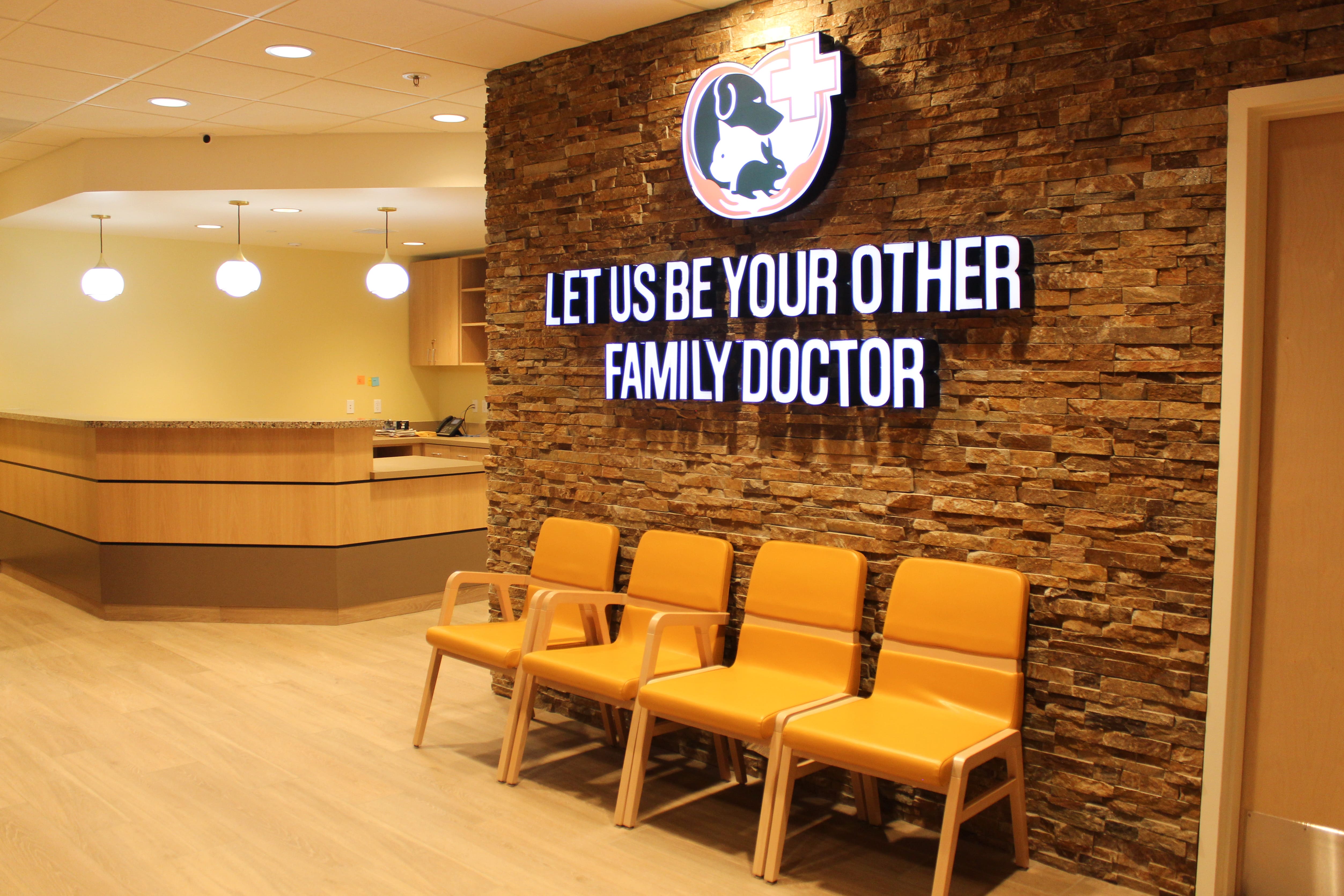 Tama Veterinary Hospital workplace 4