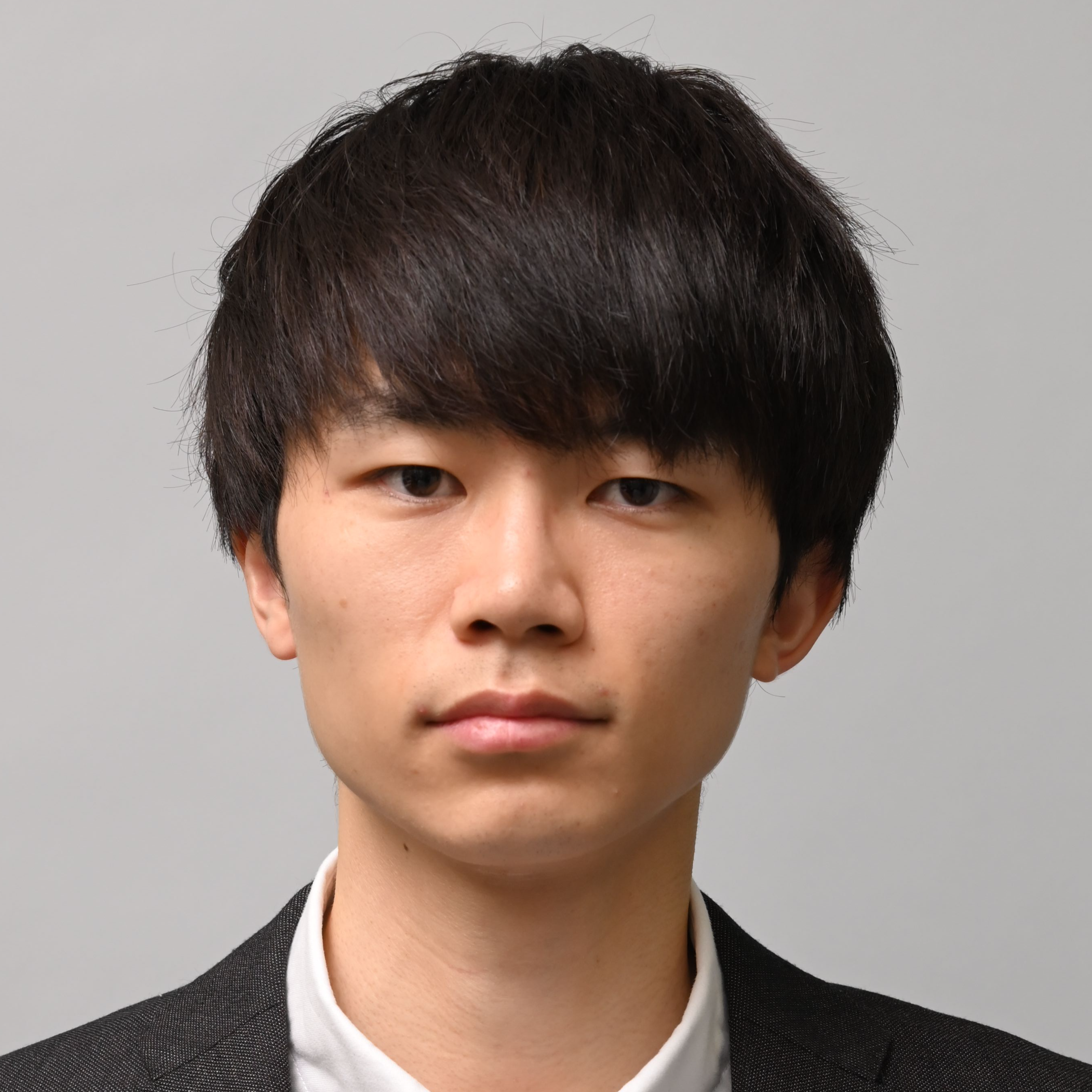 黒ペンひとつで質感伝える 東京・根津にギャラリー、細密ペン画家の