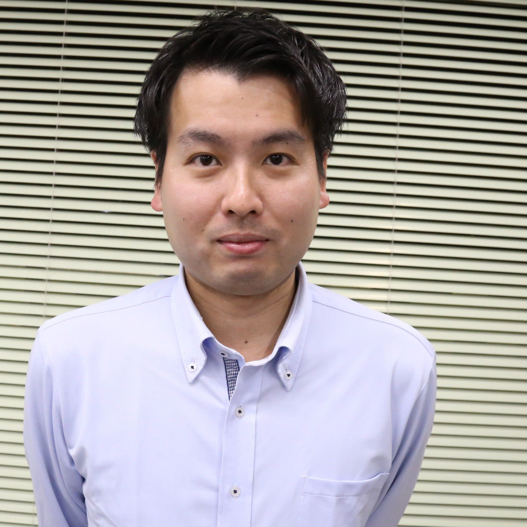 上戸彩さんが東京ディズニーランドにサプライズ登場 オープンカーから