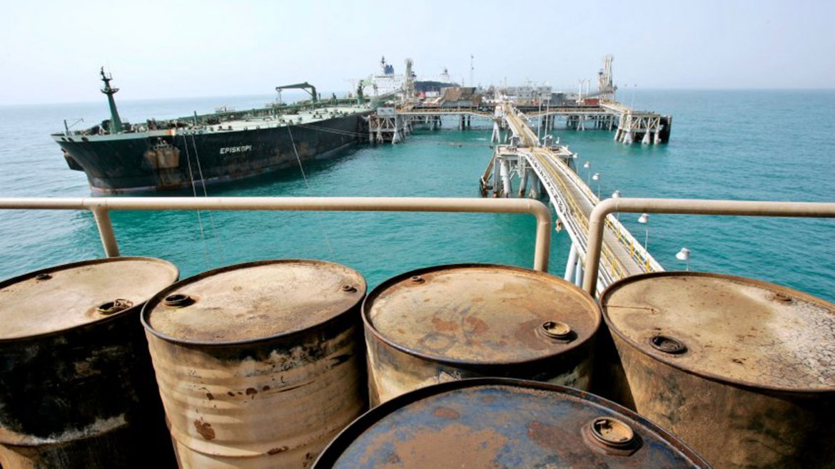 Exportación de crudo iraní en el Golfo Pérsico