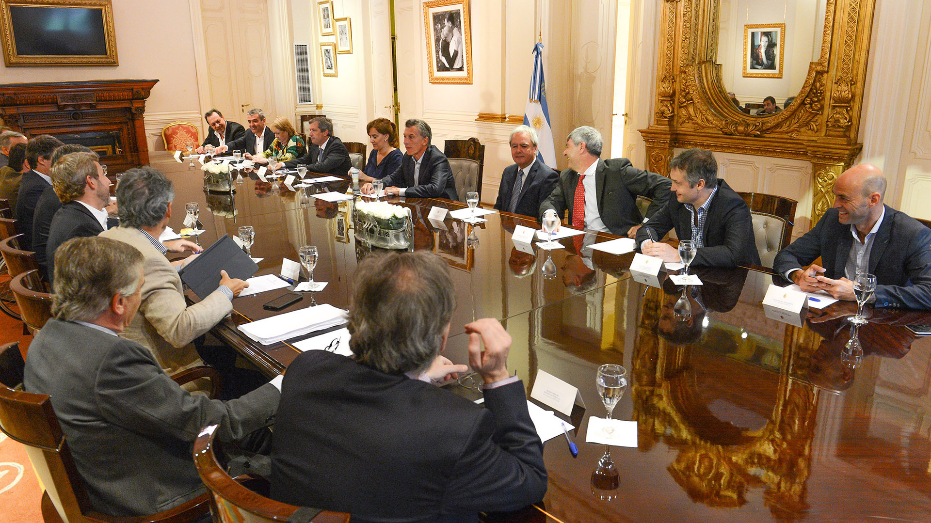 (Presidencia)