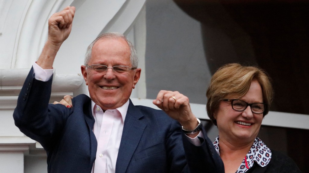 Pedro Pablo Kuczynski junto a su esposa, Nancy Ann Lange (Reuters)