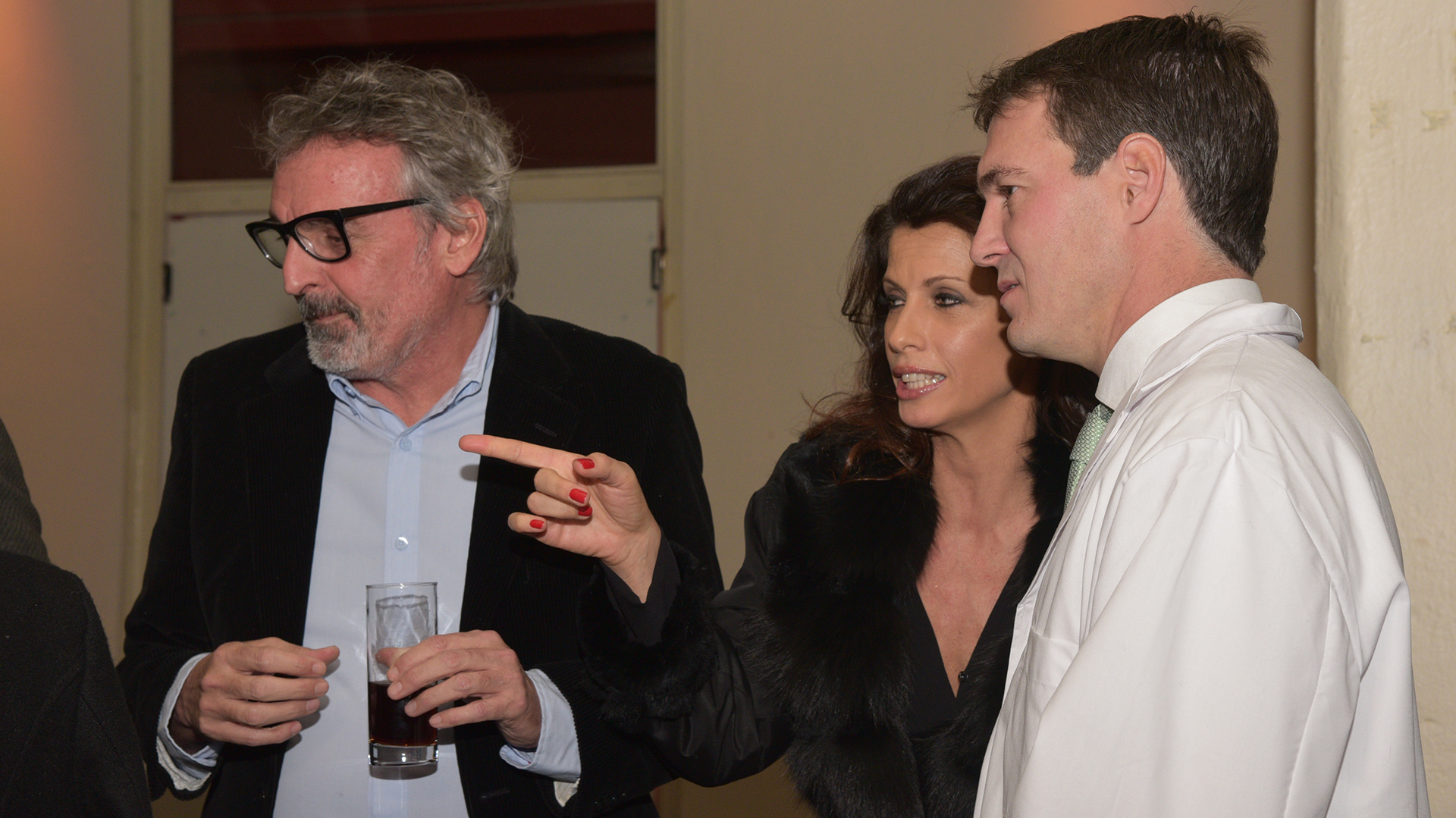 Benito Fenández, Analía Maiorana y Jorge De All, en la cena anual que se llevó a cabo en Espacio Darwin, en Palermo