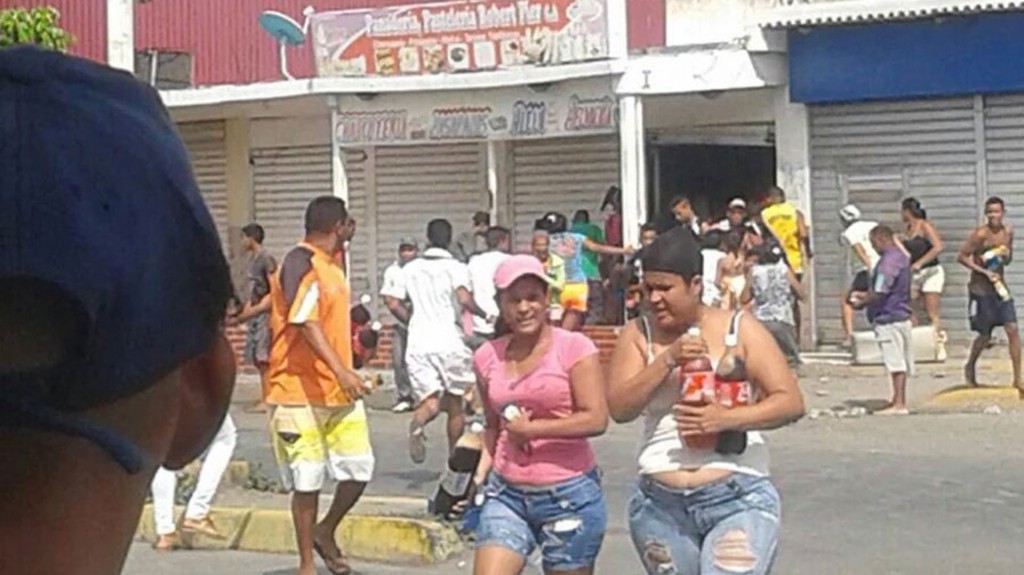 Los saqueos se produjeron en distintas ciudades del país (Twitter)