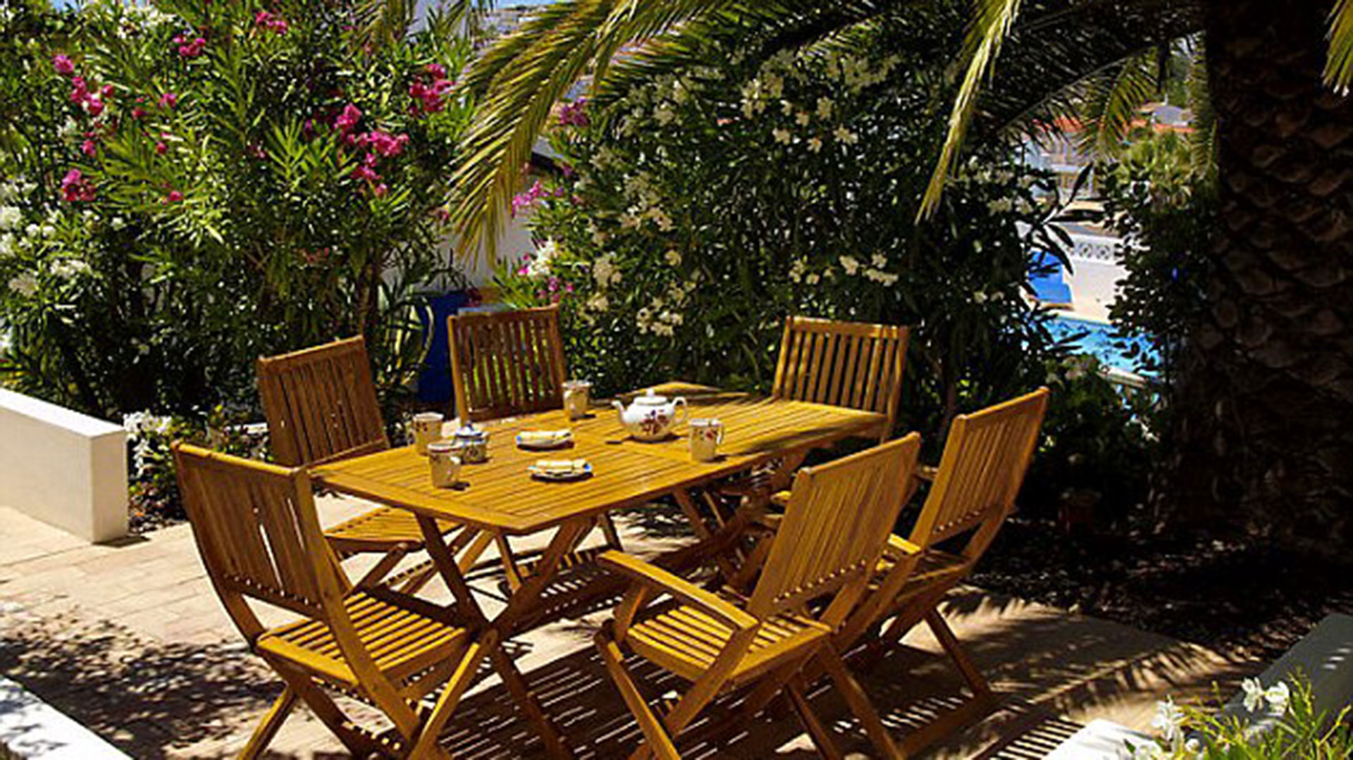 Los McCann fueron a almorzar a la propiedad de Freud. Sin saberlo, comieron, bebieron y pasaron largas horas de charla con quien era un pedófilo en las sombra. La policía jamás lo investigó