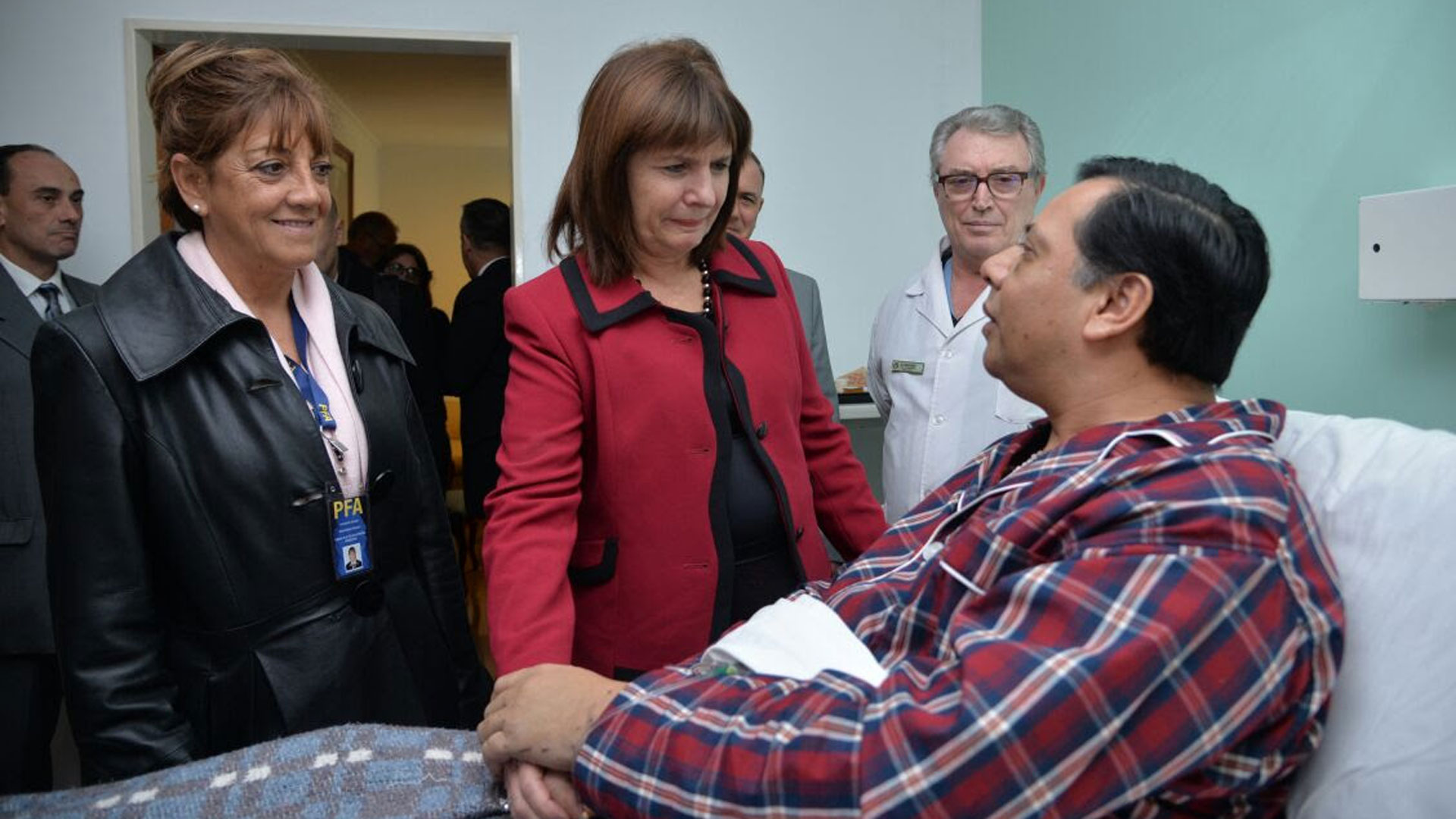 Santos Díaz recibió en el hospital Churruca, donde peleó por su vida, las visitas del Presidente Mauricio Macri y la ministra de Seguridad de la Nación Patricia Bullrich