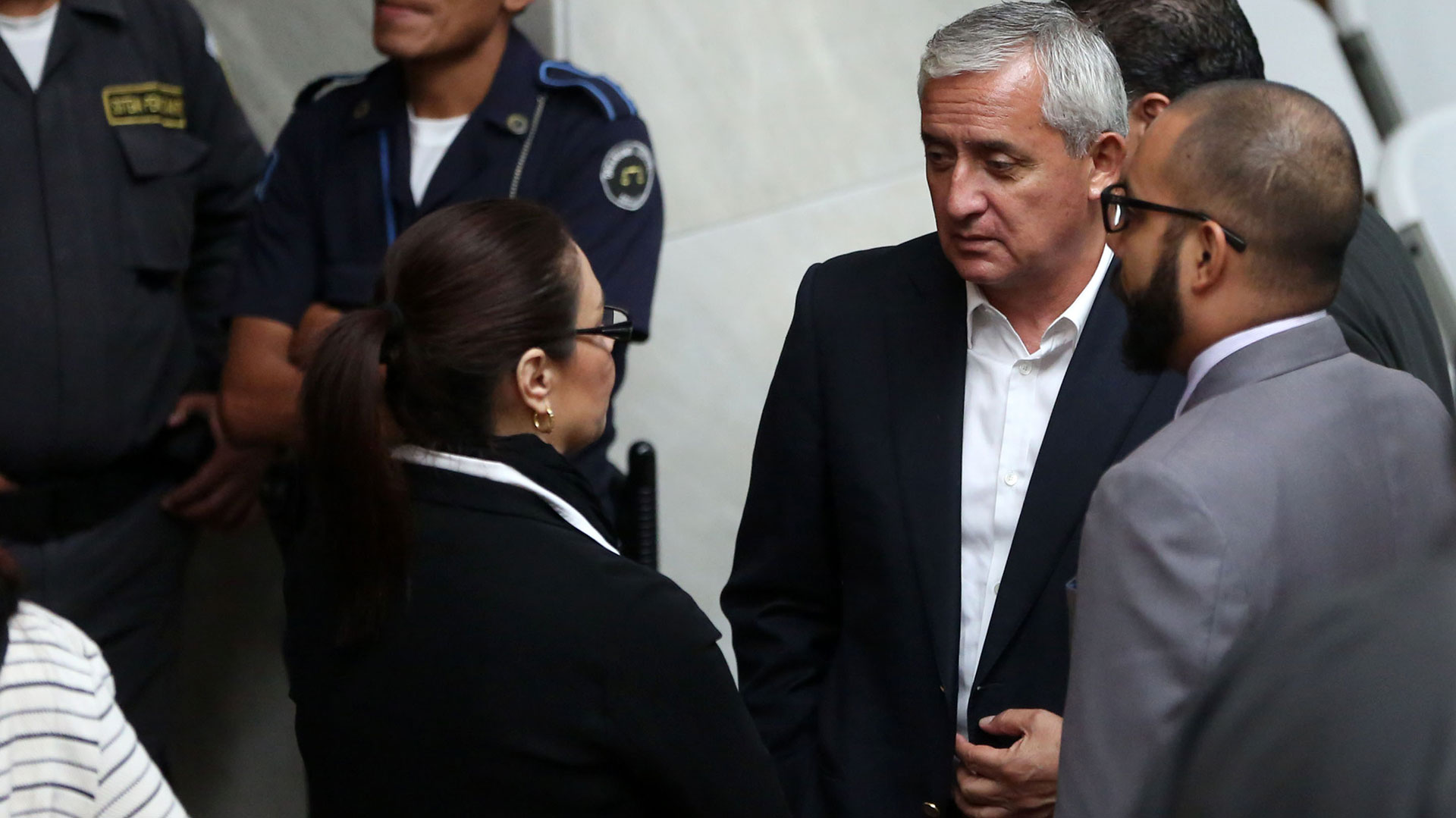 Baldetti junto al ex presidente Otto Pérez Molina. Ambos están presos en Guatemala, acusados por saqueo del Estado (EFE)
