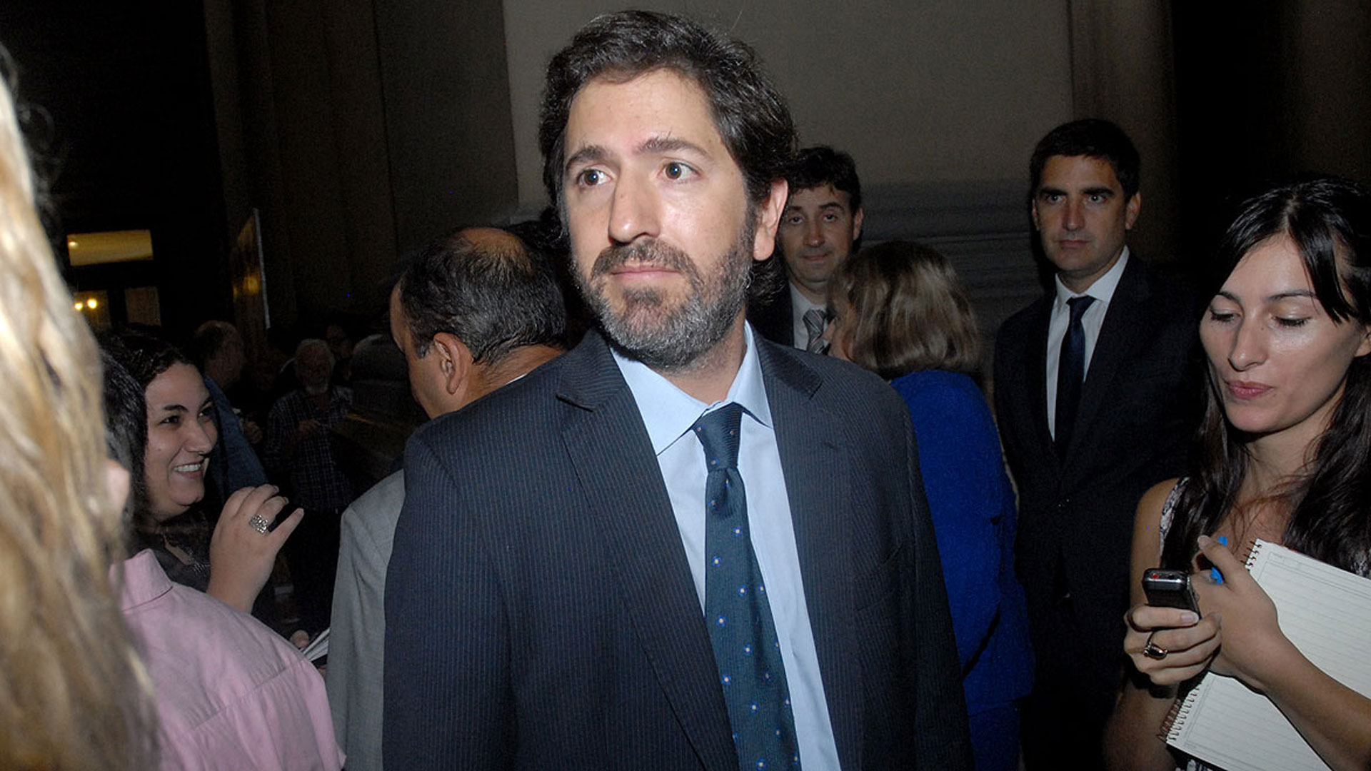 (Adrián Escandar)