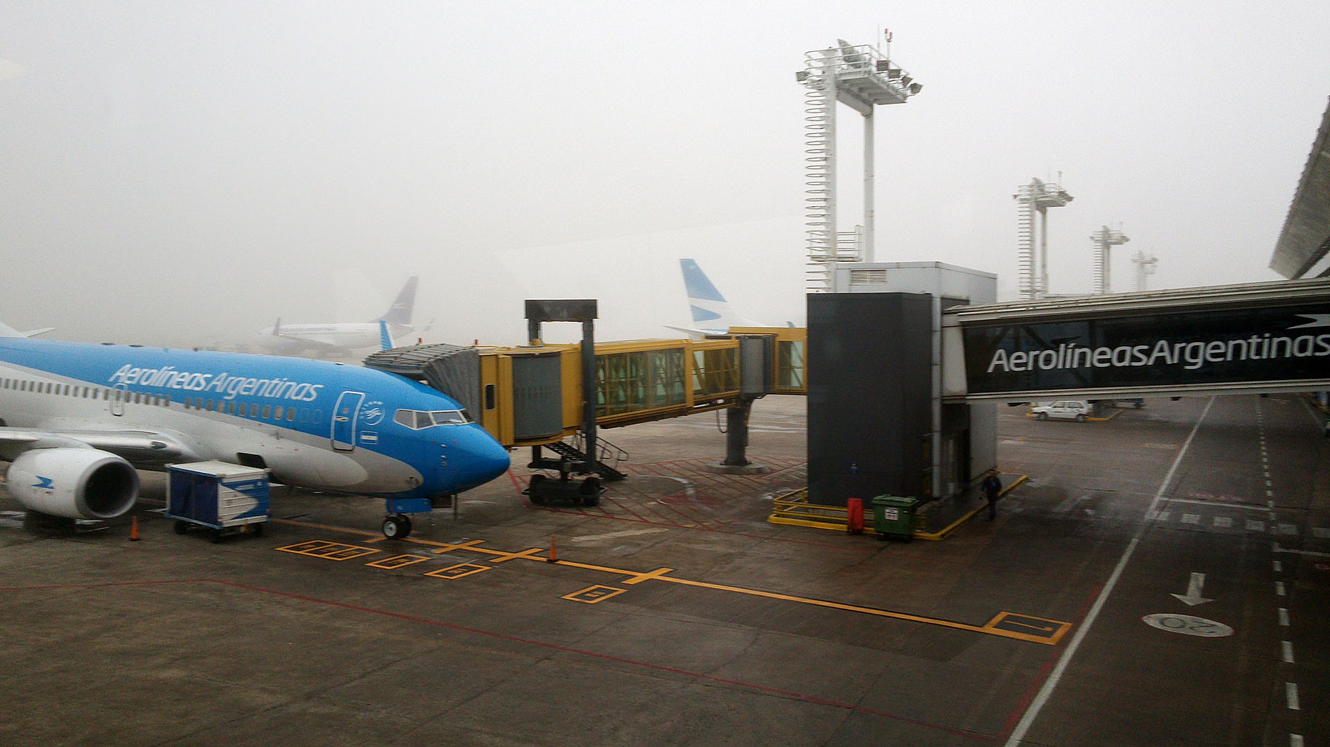 El clima generó trastornos para los pasajeros esta mañana. (Foto Archivo: NA)