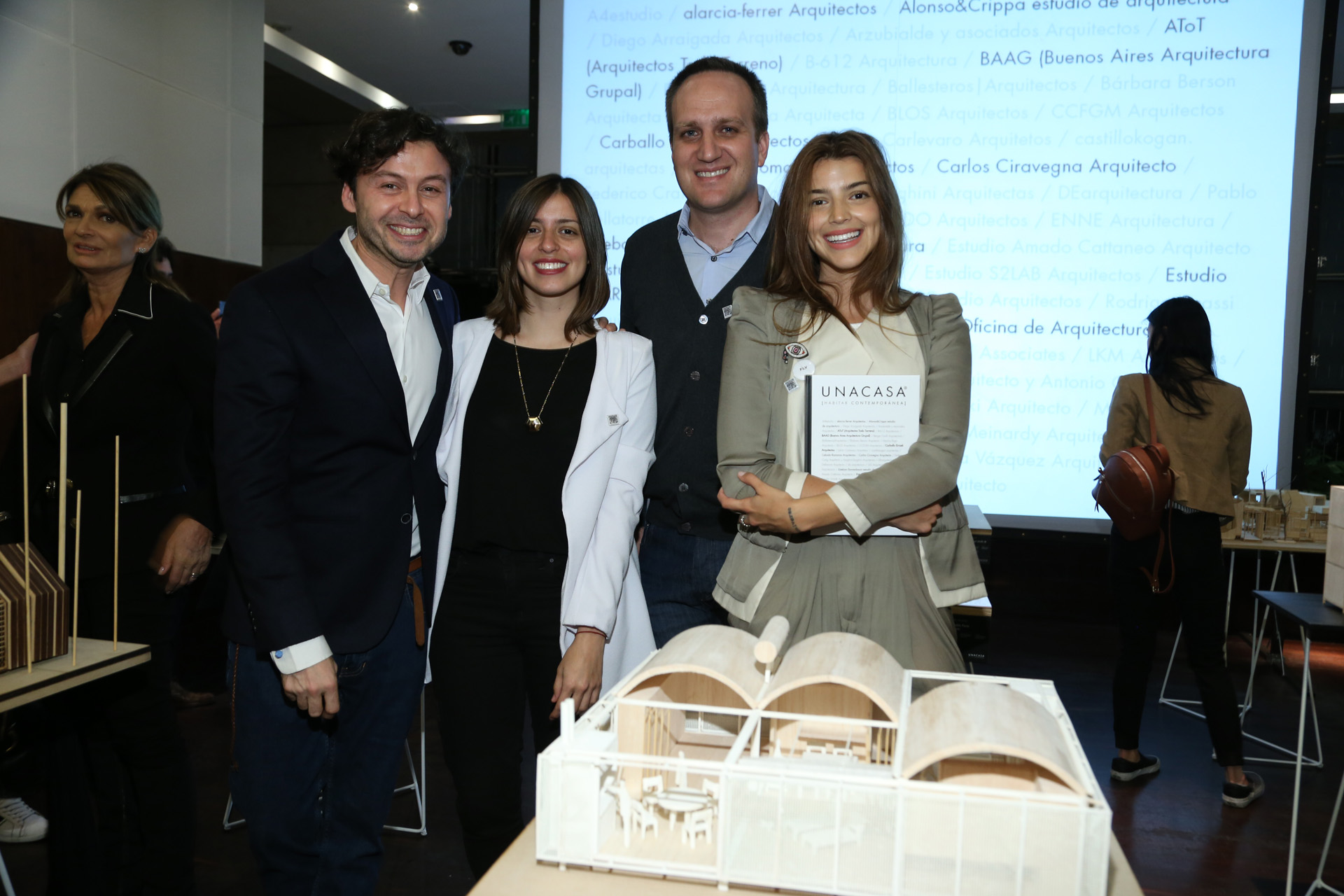 Wally Diamante, Marou Rivero, Julián Arrostegui y Calu Rivero