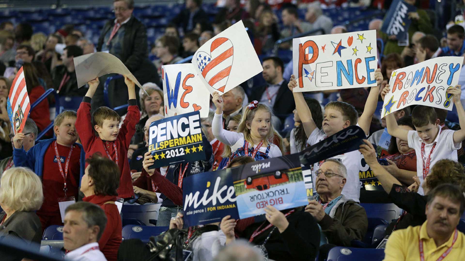 Los simpatizantes de Pence, durante un acto de su campaña por la gobernación de Indiana en 2012 (AP)