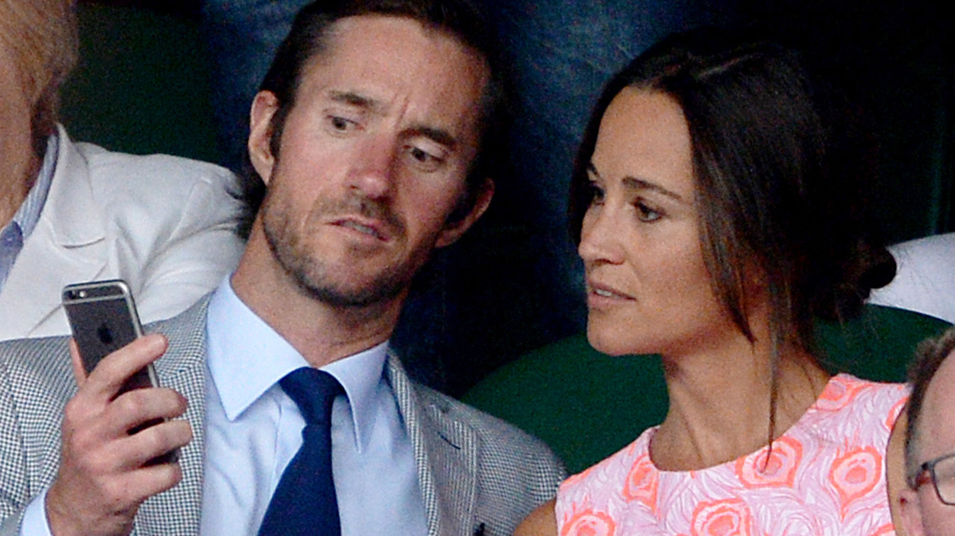 La hermana de la duquesa de Cambridge se comprometió con el empresario James Matthews (AP)