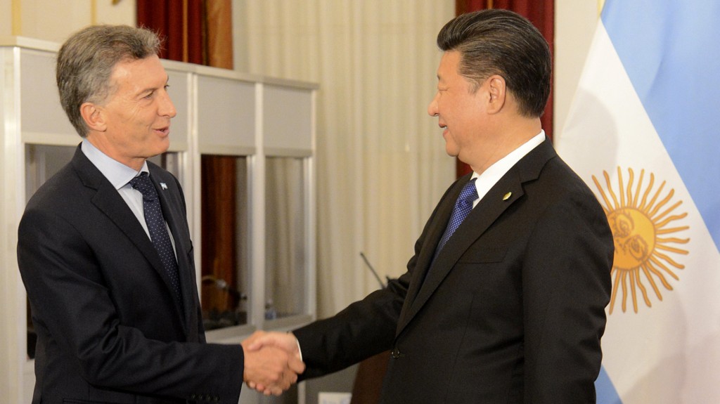 Mauricio Macri y su par Xi Jinping tuvo su primer cumbre bilateral a comienzos de abril. (Presidencia)