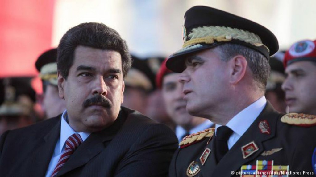Nicolás Maduro y Vladimir Padrino López