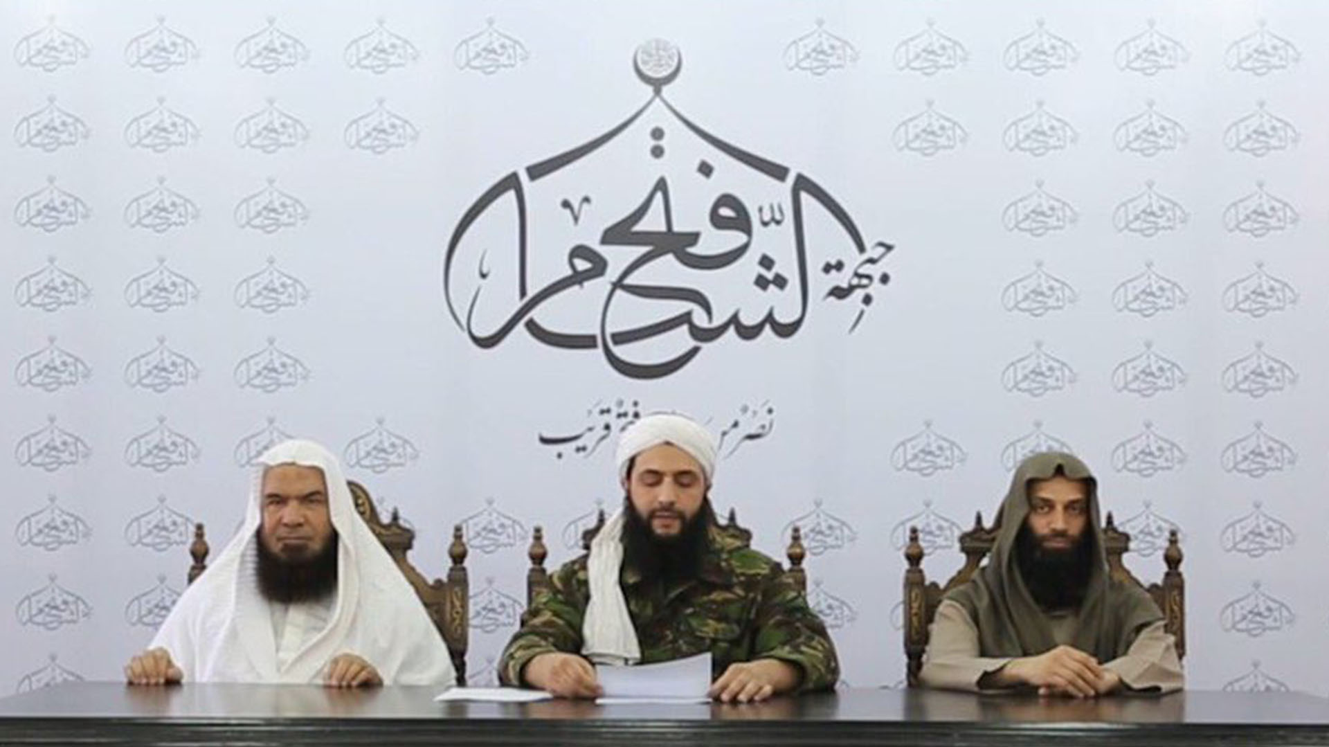 Dirigentes del Frente al Nusra difundieron un mensaje grabado para anunciar su ruptura con Al Qaeda (@jenanmoussa)