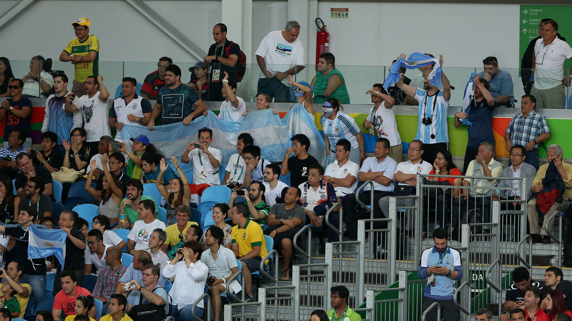 Los hinchas argentinos alentaron a Pareto (Nicolás Stulberg)