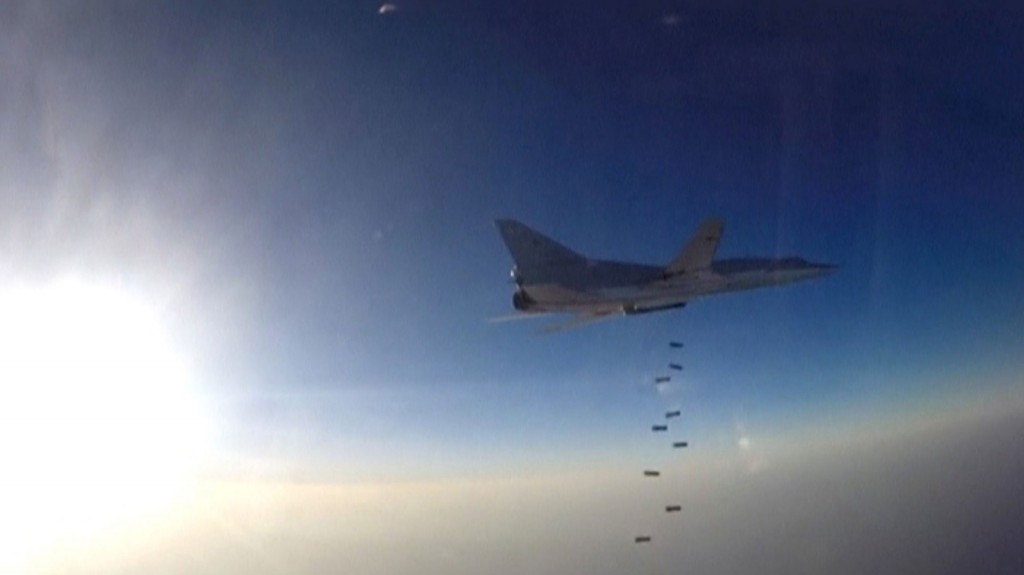 Aviones rusos descargan bobas sobre territorio controlado por el Estado Islámico (Reuters)