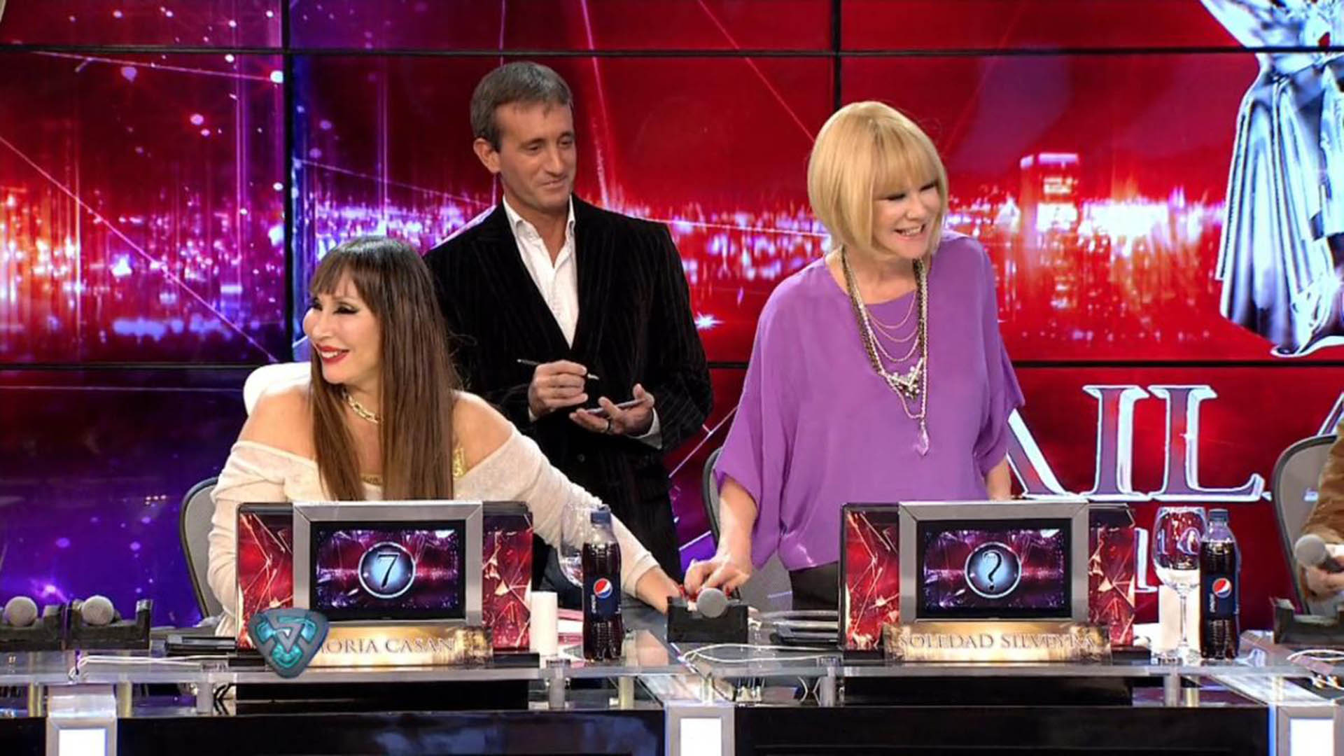 Moria Casán en el jurado del Bailando junto a Soledad Silveyra
