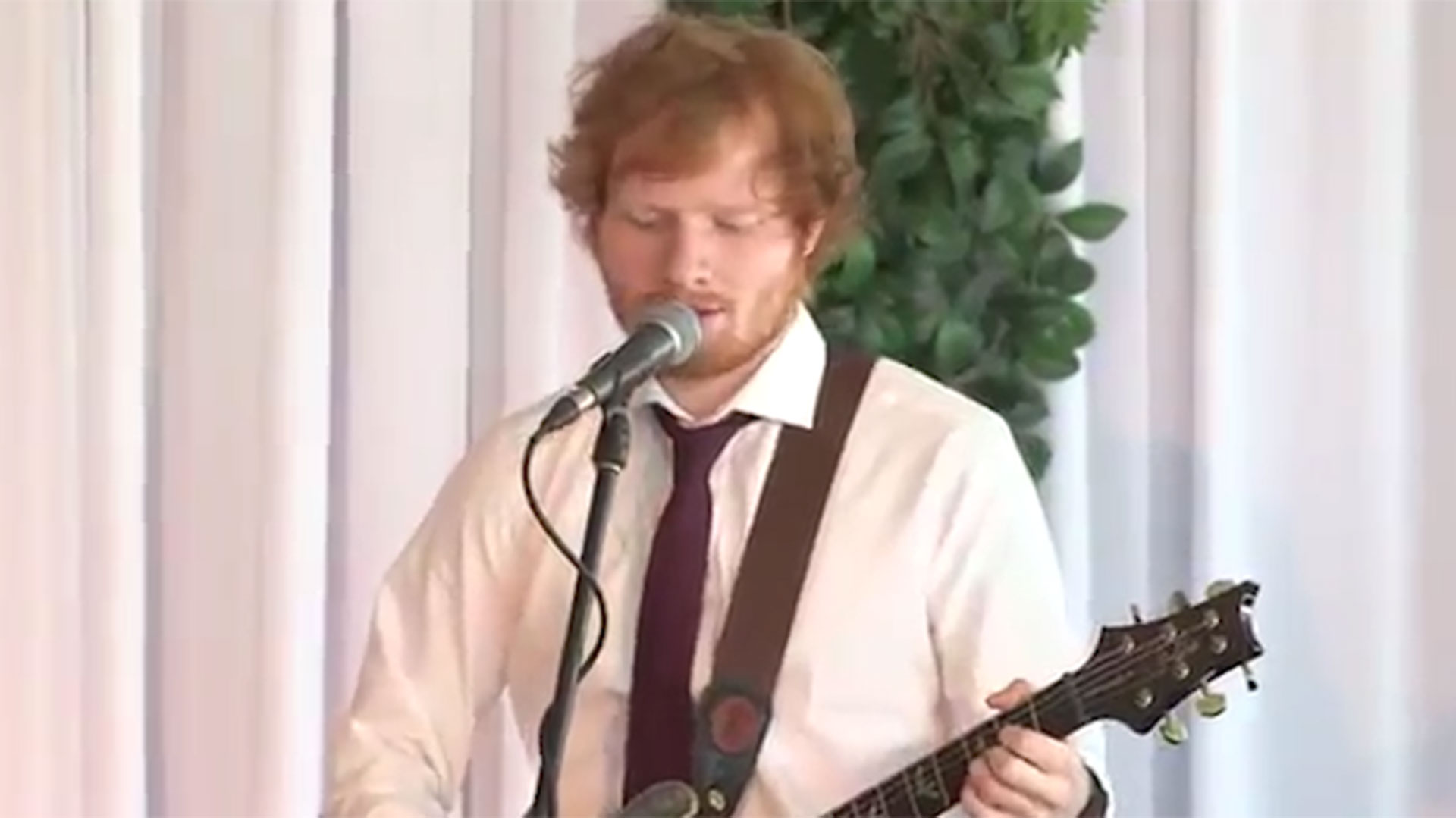 Según la federación IFPI, su tema “Shape Of You” fue el sencillo que más se comercializó en todo el mundo en 2017