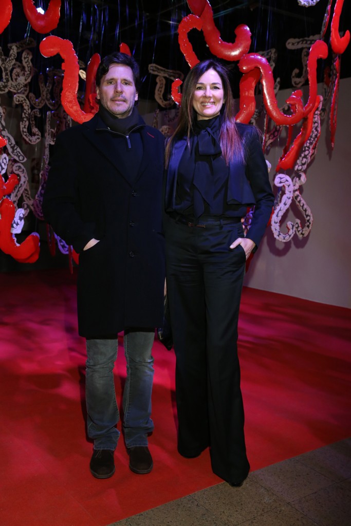 Andrea Frigerio junto a su marido recorriendo el espacio Citi de la feria