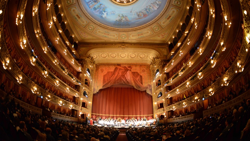La sala del Teatro Colón como escenario del homenaje al Bicentenario