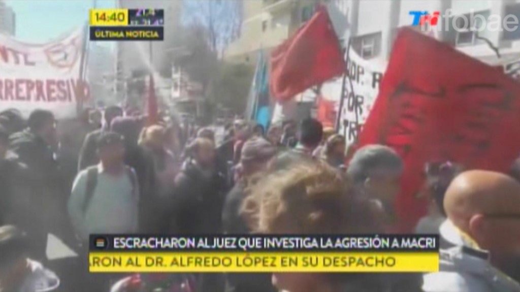 Escrache al juez que investiga la agresion a Macri - Mar Del Plata - TN 1920