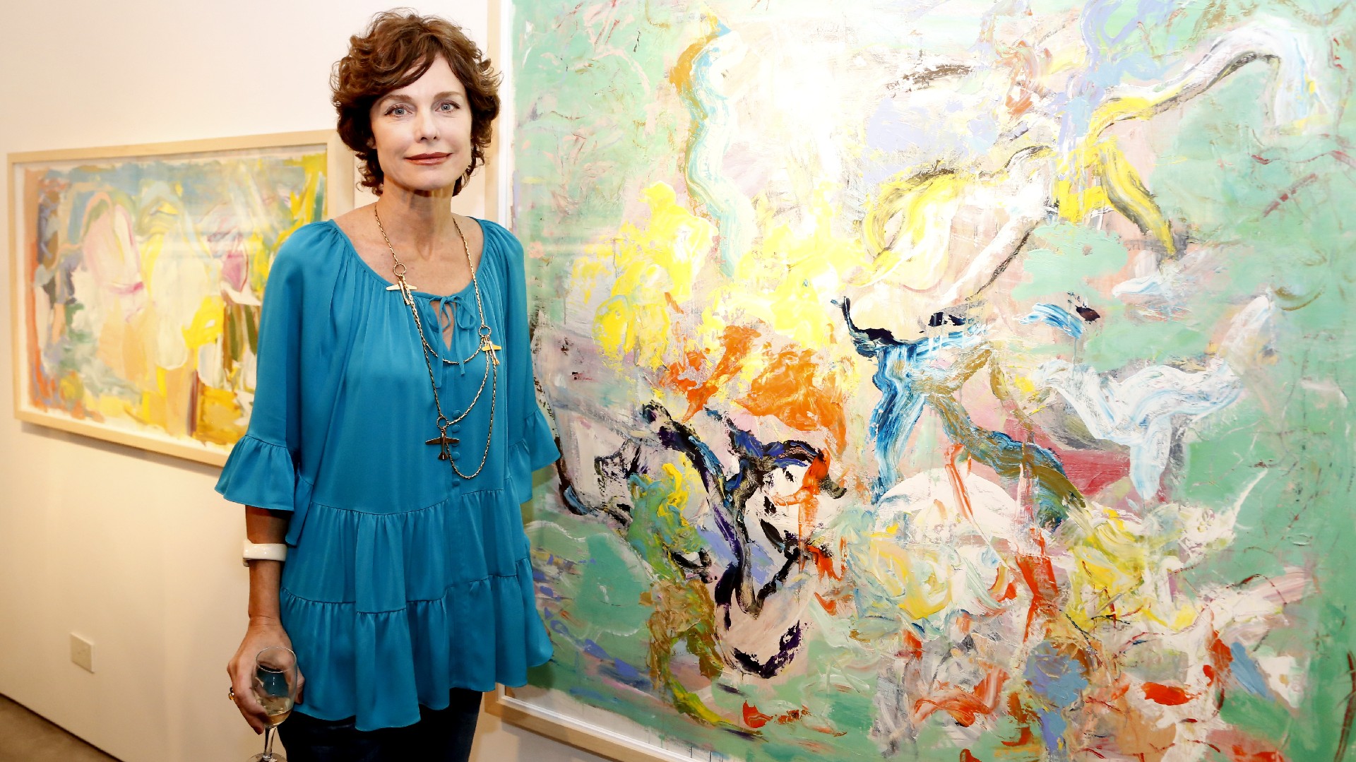 “De fondo, hay algo floral pero de una forma muy abstracta y deconstruida. En mis muestras, hay algo de jardines que siempre está”, indicó la artista respecto a su obra